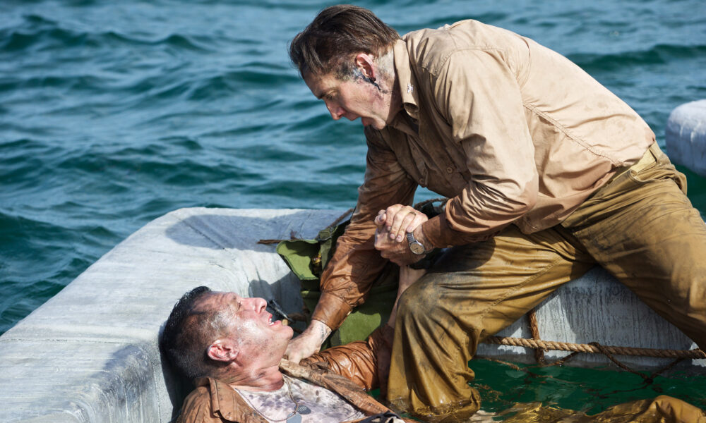 tom-sizemore-and-nicolas-cage-in-uss-indianapolis